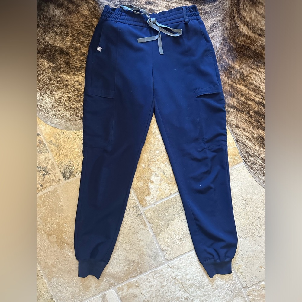 Figs Xs Lesage jogger
